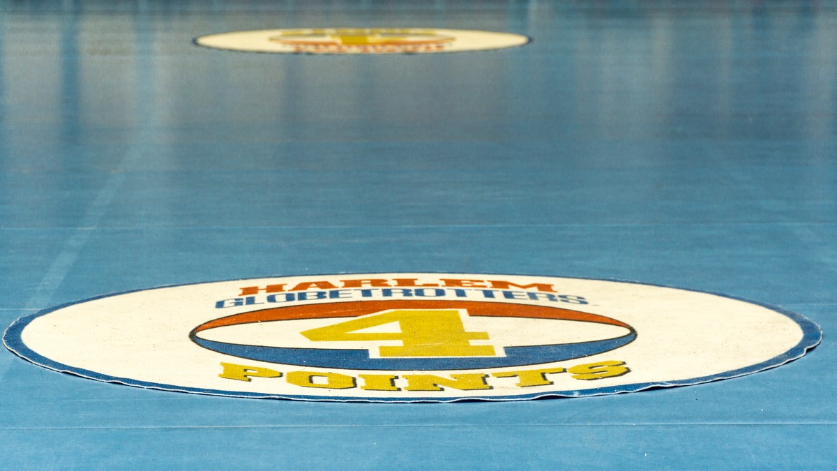 O Fotomagazin / Harlem Globetrotters in der TipsArena 2016